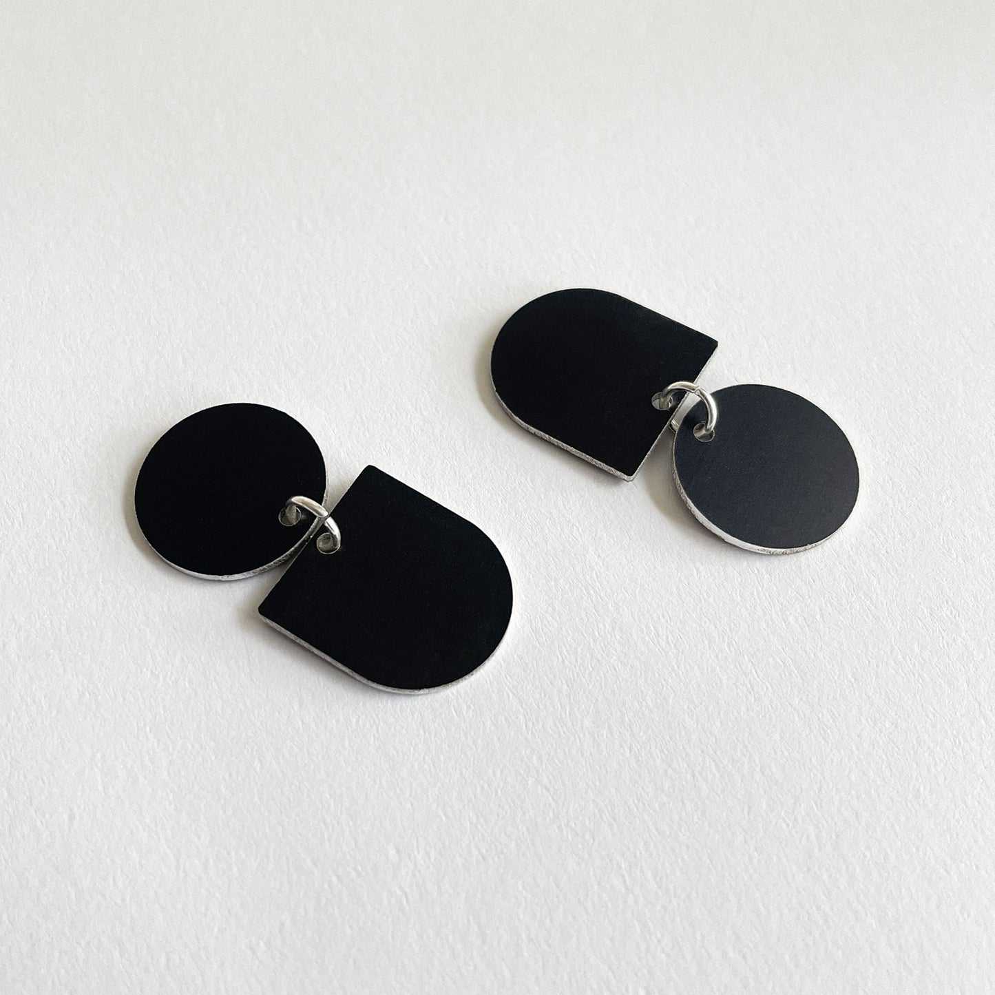 Twins Earrings Black